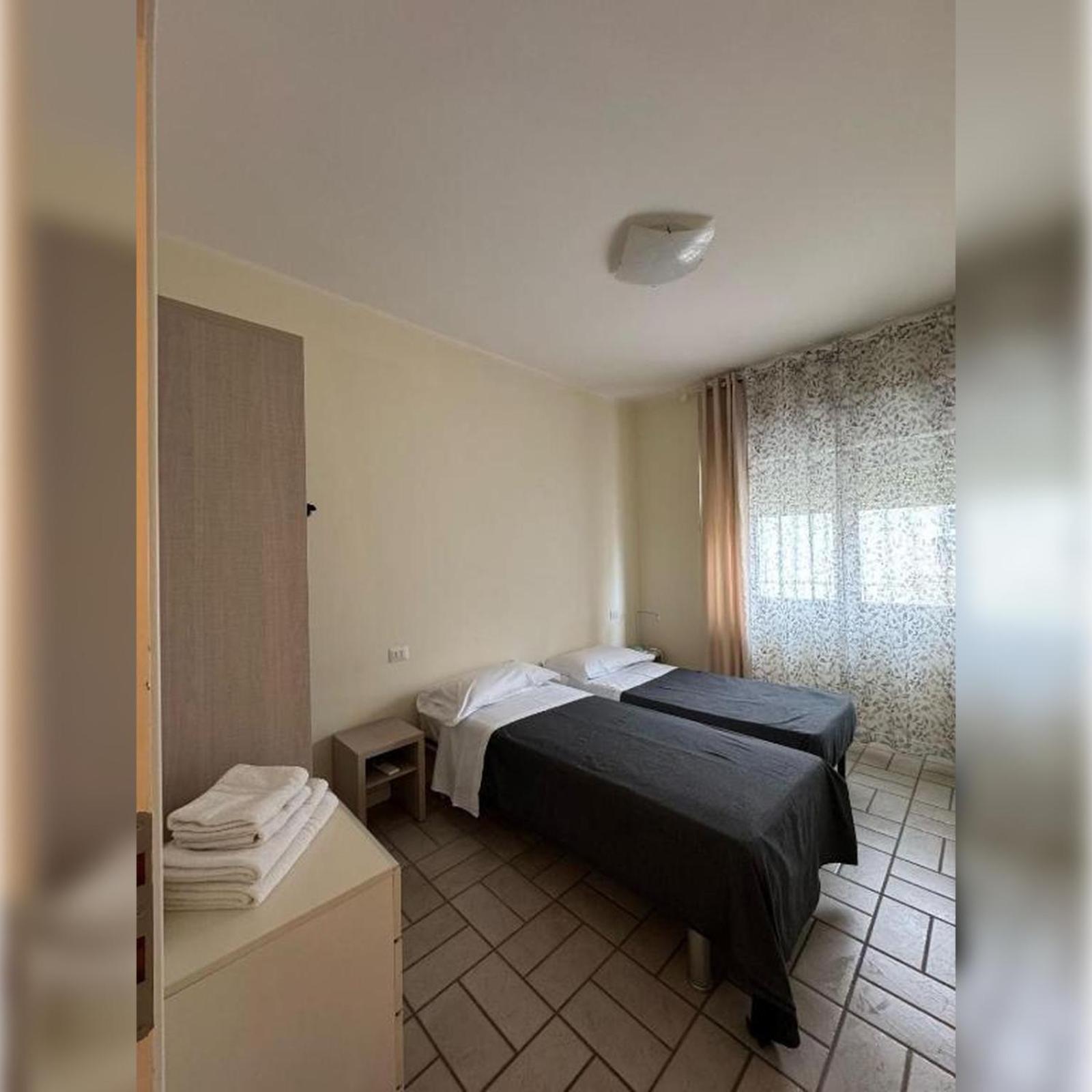 Hotel Cimarosa Riccione Habitación foto